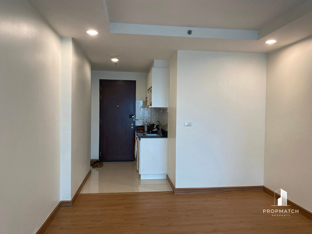 ✨Flash Deal ✨The Line Phahol - Pradipat ( 2Bed 1Bath 58SQM.) พร้อมอยู่ ! เพียง  5,800,000 บาท Tel.0981315848 @propmatch Loading...