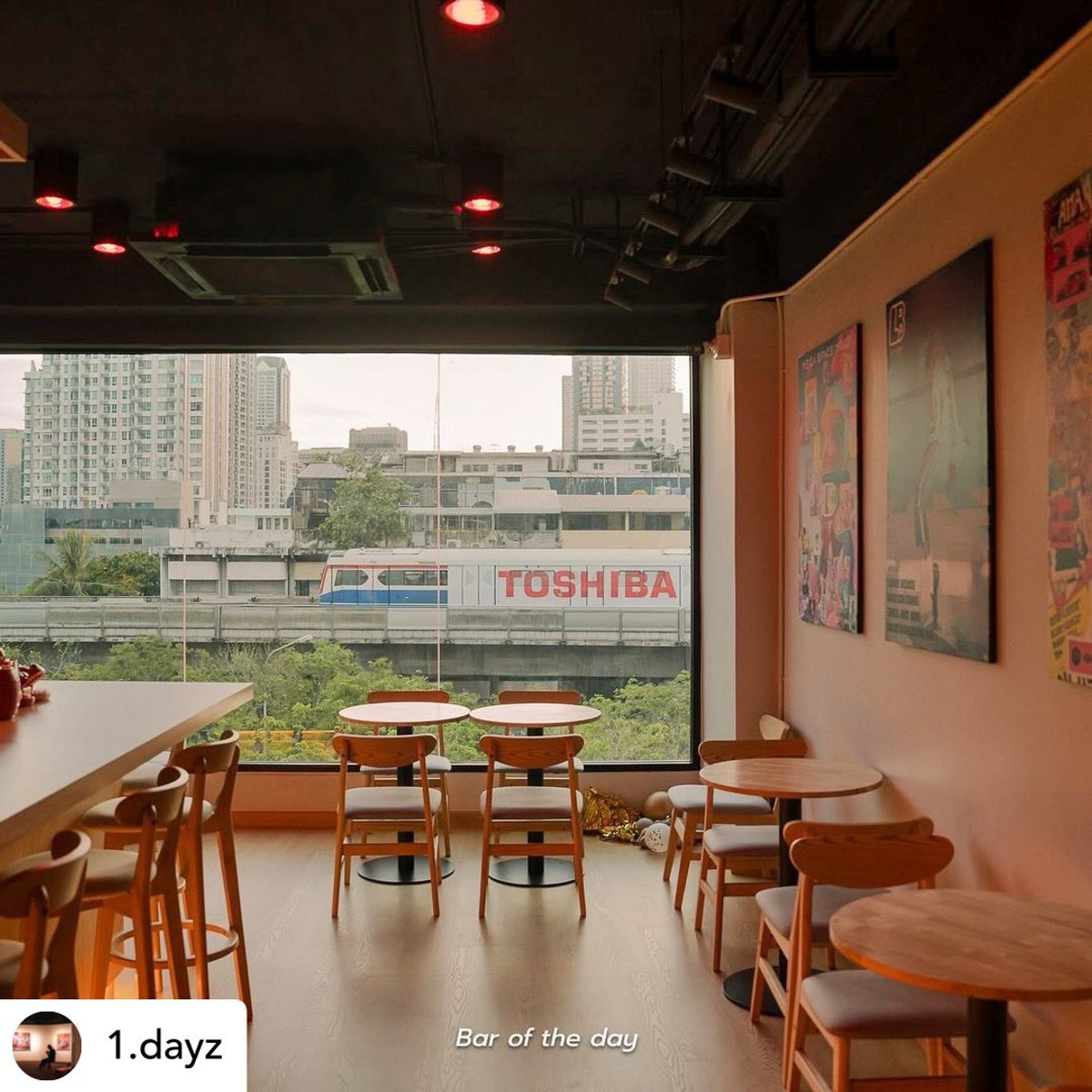เซ้งร้านค้า/ตลาดนัดสีลม ศาลาแดง บางรัก : เซ้งร้านบาร์ ซอยสีลม 7 ติด BTS ช่องนนทรี วิวดีมาก ร้านอยู่ชั้น 5 (มีลิฟต์)