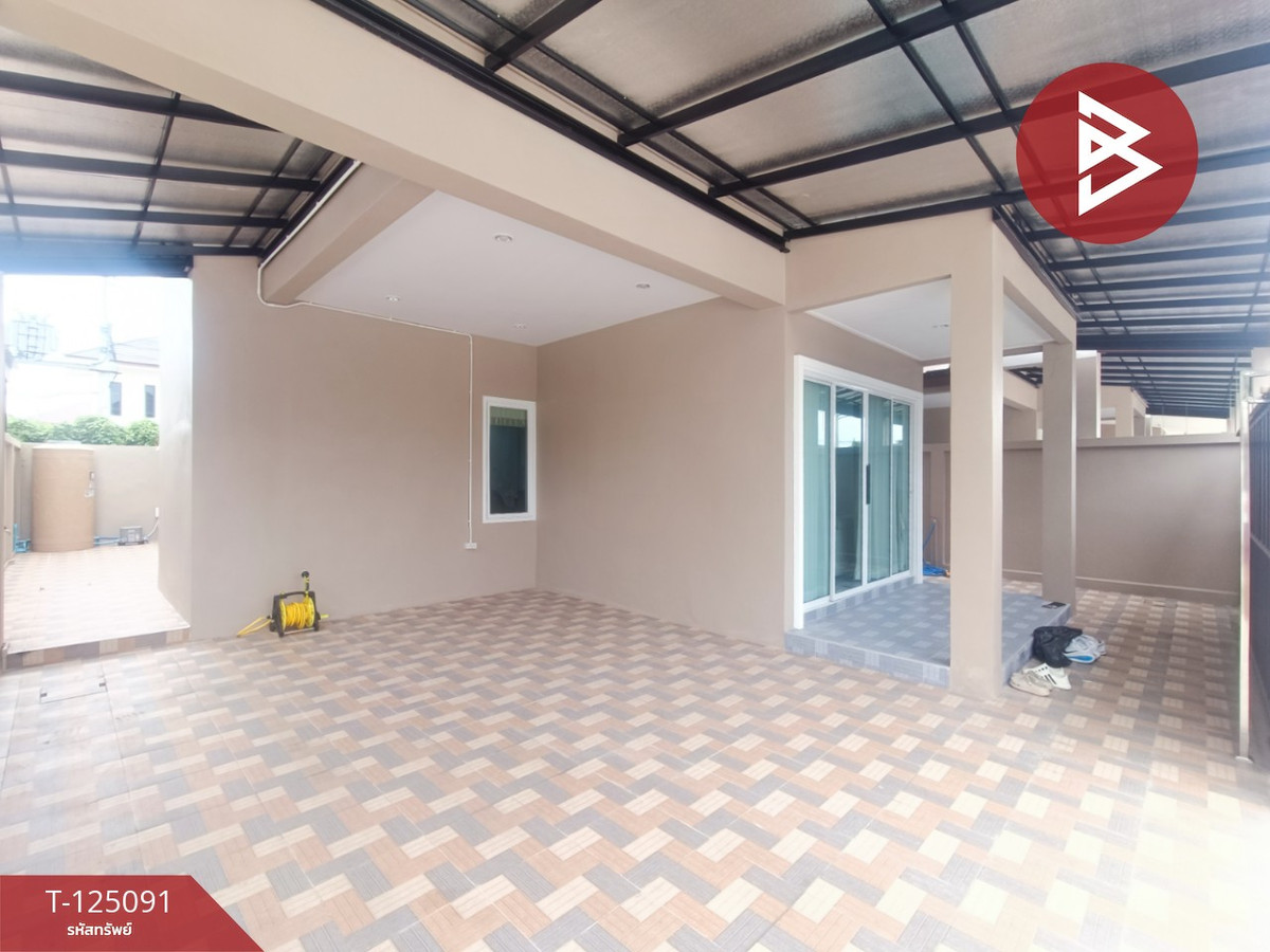 Single house for sale Phet Thani Village, Soi Wat Rai Khing, Nakhon Pathom Loading...