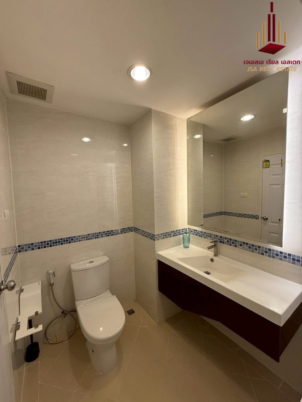 ขายคอนโดรัชดา ห้วยขวาง : ✨ For Sale : Life @ Ratchada - Suthisan Condo ✨ 💰 only 3,820,000 thb