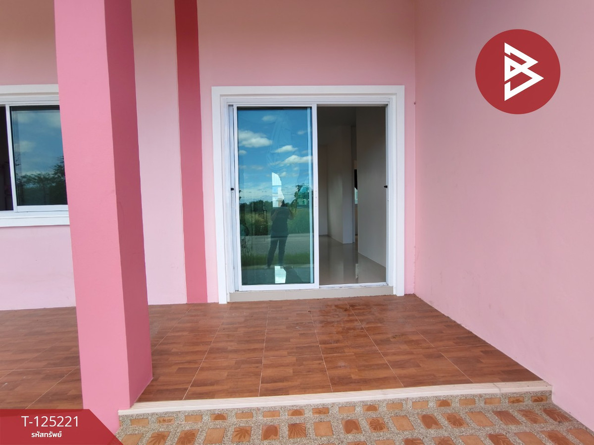 Single-storey detached house for sale, area 55 sq m, Bang Pakong, Chachoengsao. Loading...