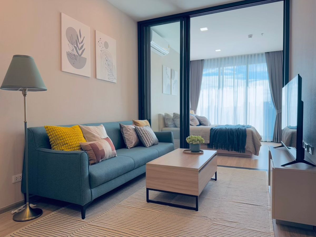 For RentCondoRatchathewi,Phayathai : XT Phayathai【𝐑𝐄𝐍𝐓】🔥Warm-toned room with an open, comfortable, and urban-cozy design🔥  Contact Line ID: @hacondo