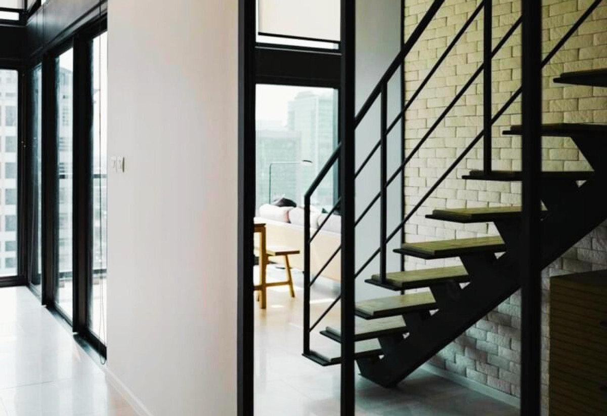 For SaleCondoSilom, Saladaeng, Bangrak : FOR SALE! The Lofts Silom – Your Prime Investment Opportunity or Dream Urban Home!