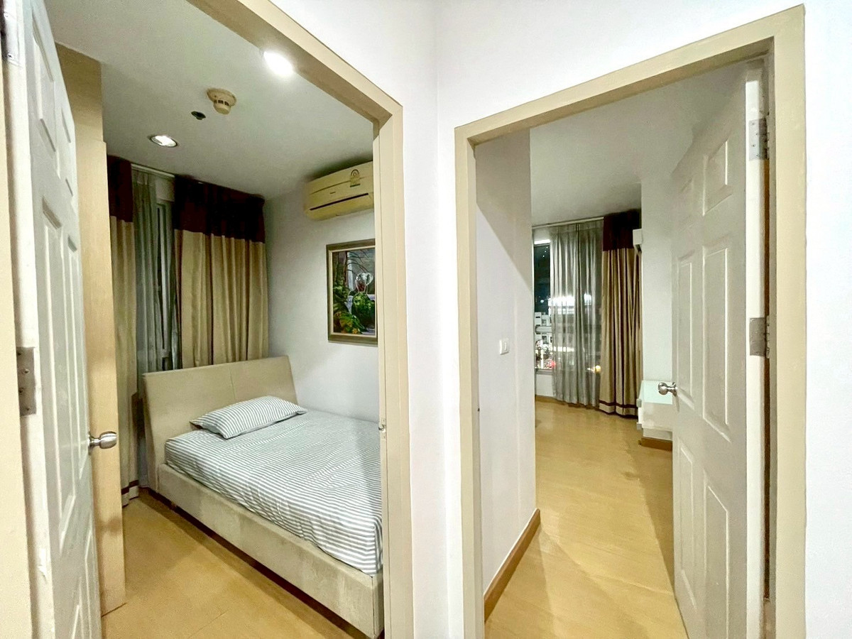 For SaleCondoRatchadapisek, Huaikwang, Suttisan : 2 bedrooms, 2 bathrooms, looking down, next to Huai Khwang MRT! ☄️Life@Ratchada-Huai Khwang, size 55 sq m, only 5.XX million ☄️ Very good value, can make an appointment to view 📞081-152-6154 Ya (Agent), location in the heart of a non-sleeping area.