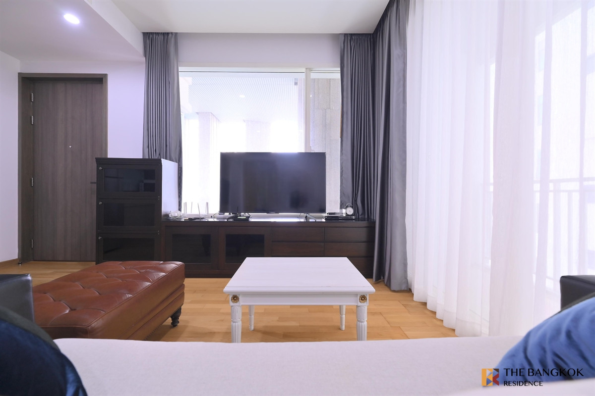 Available For Rent 39 By Sansiri 1B1B 55sqm.  BTS Phrom Phong Call Khun Ko 0658245243 Loading...