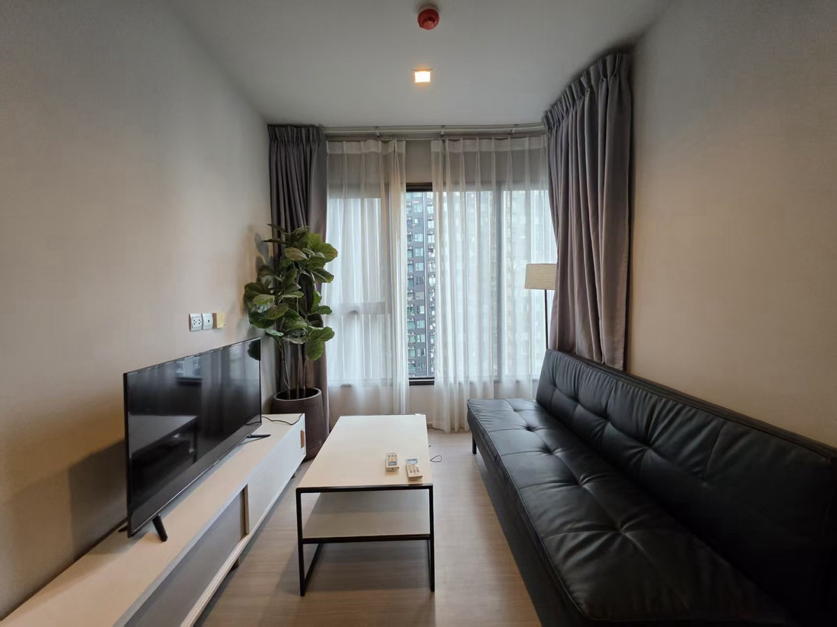 For RentCondoRama9, Petchburi, RCA : 🔥Urgent Rent 🔥
Life Rama9 Asok