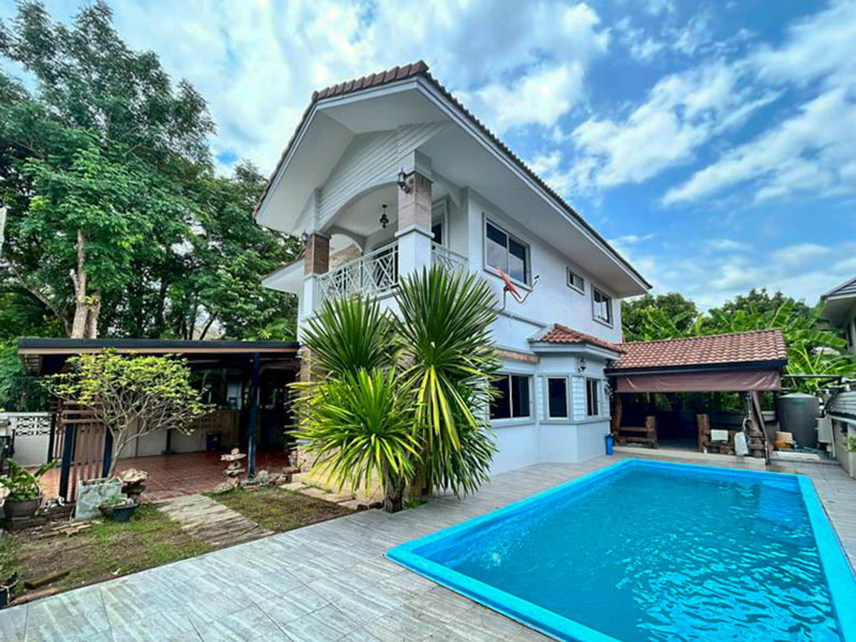 For RentChiang Mai : Pool villa for rent near international schools and the Royal Flora, Hang Dong, Chiang Mai.