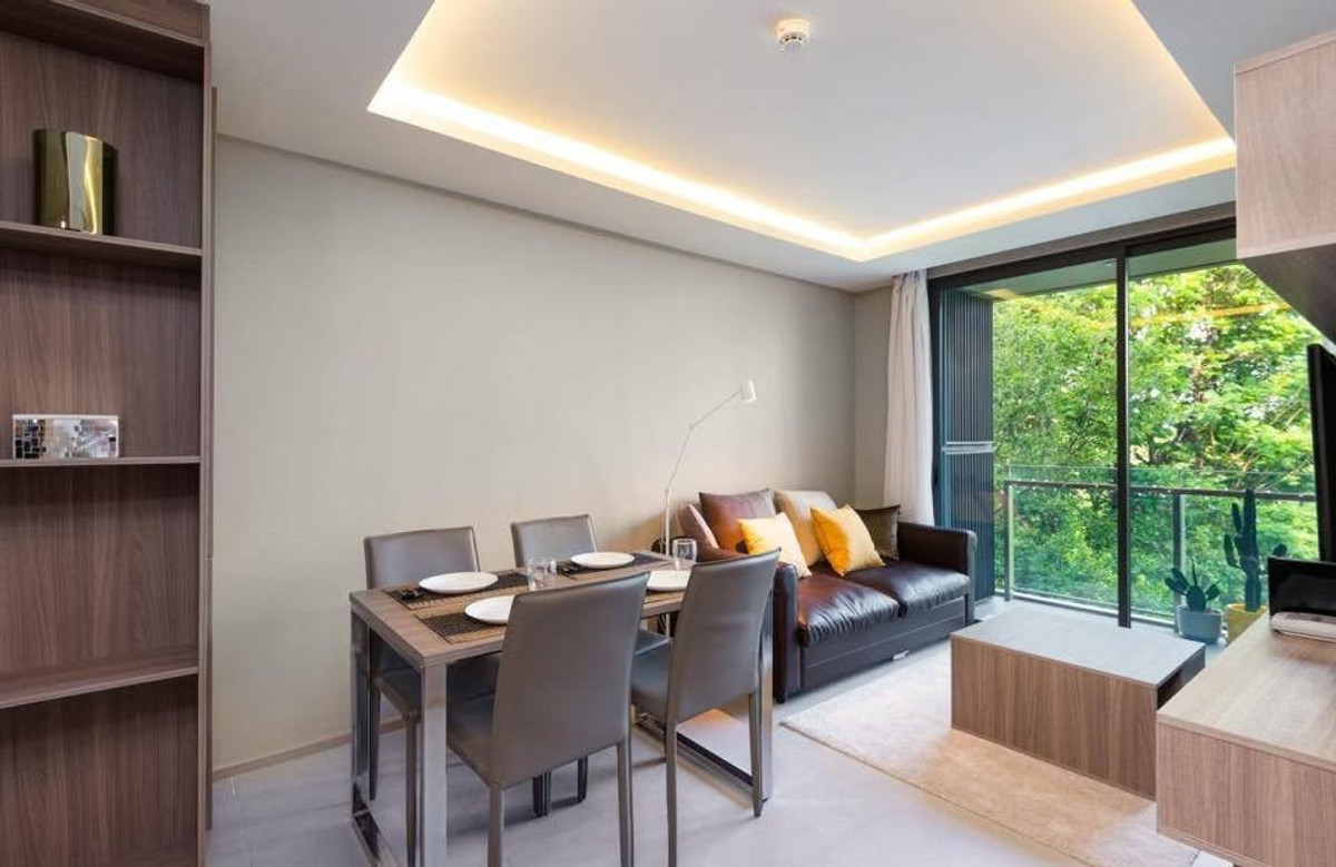 For RentCondoSukhumvit, Asoke, Thonglor : +++ Urgent rent +++ Urbitia Thonglor*** 2 bedrooms, size 58 sq m., fully furnished, ready to move in!!!