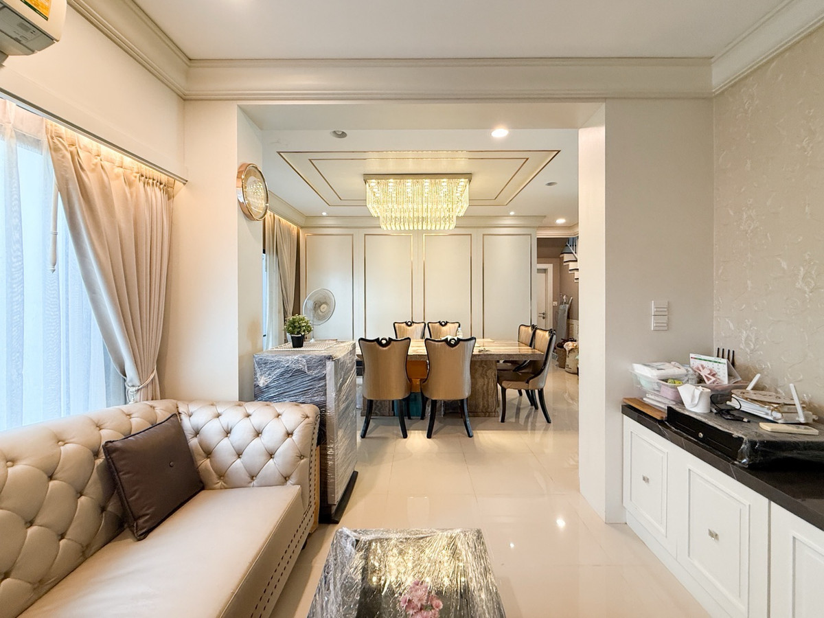 Best price in the corner plot project 📍 Setthasiri Pattanakarn - Setthasiri Pattanakarn only 16.5 million baht!! Loading...