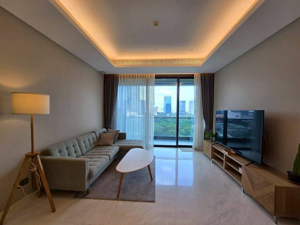 ให้เช่าคอนโดวิทยุ ชิดลม หลังสวน : ++เช่าด่วน++ Sindhorn Tonson** 2 ห้องนอน ขนาด 106  ตร.ม. แต่งสวยพร้อมอยู่