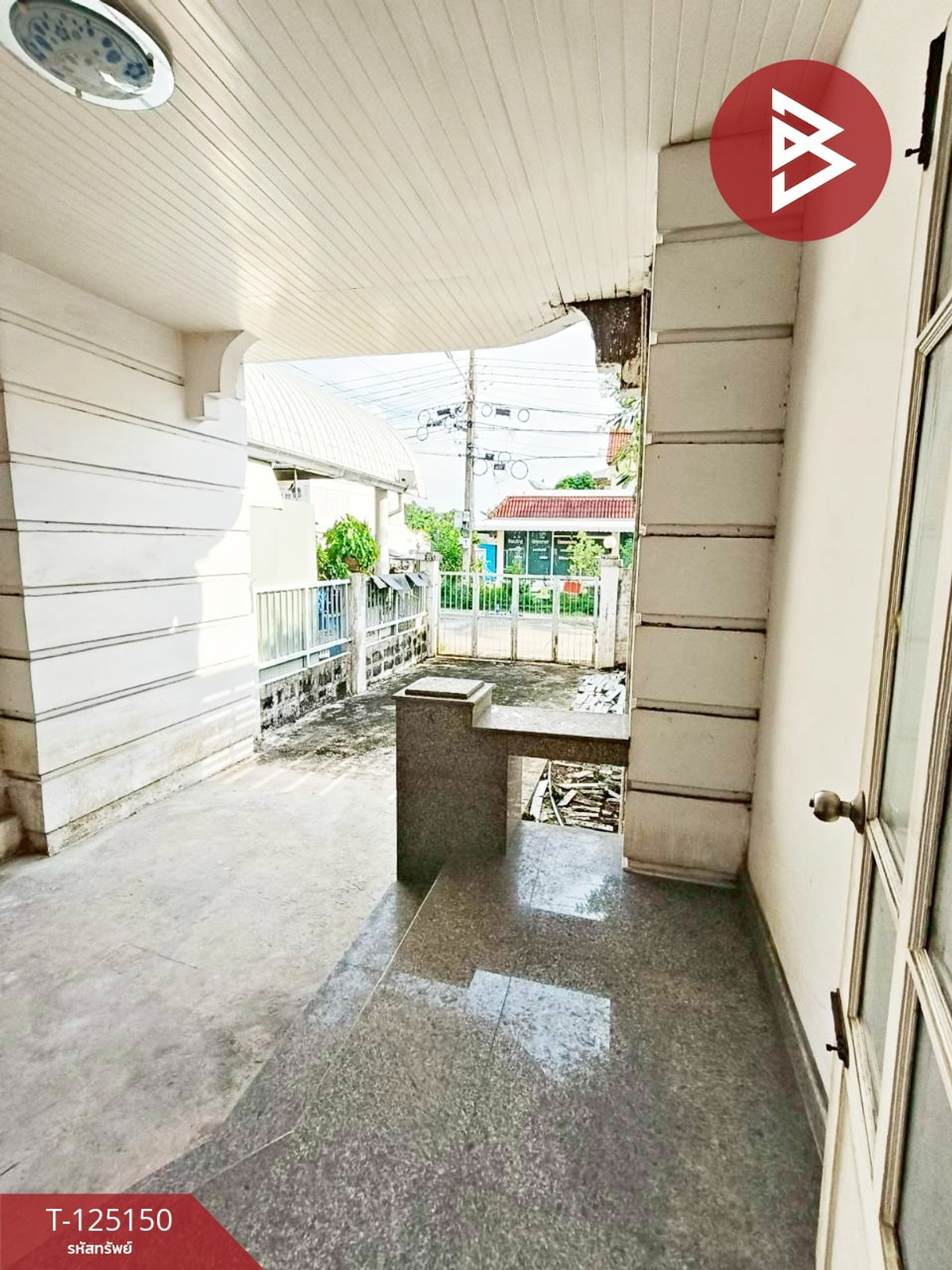 ขายทาวน์เฮ้าส์ 3 ชั้น หมู่บ้านนันทนาการ์เด้นท์ 2 ท่าอิฐ นนทบุรี ใกล้รถไฟฟ้า Loading...