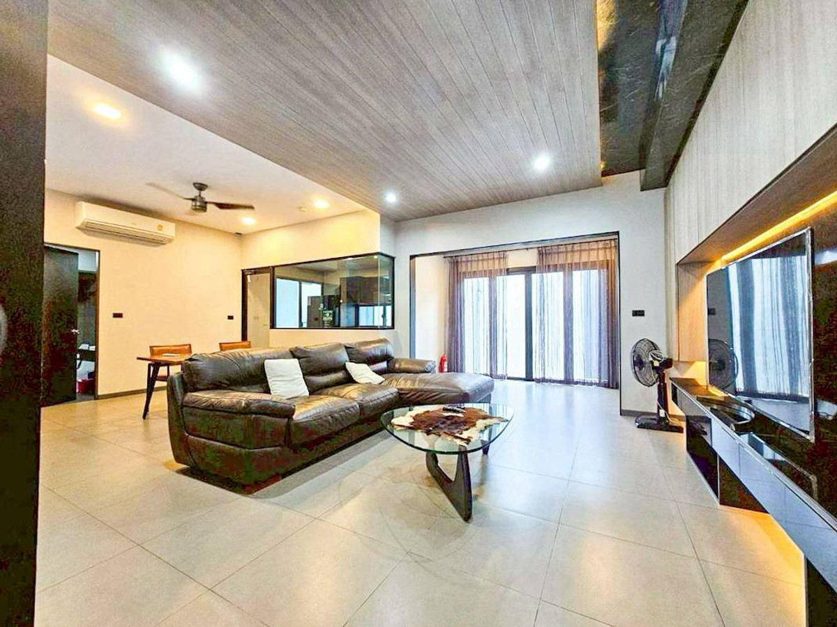 For rent: 𝐕𝐈𝐕𝐄 𝐁𝐚𝐧𝐠𝐧𝐚 𝐊𝐌.𝟕, luxury house in Loft style, 3 bedrooms, 4 bathrooms, fully furnished, ready to move in. Loading...