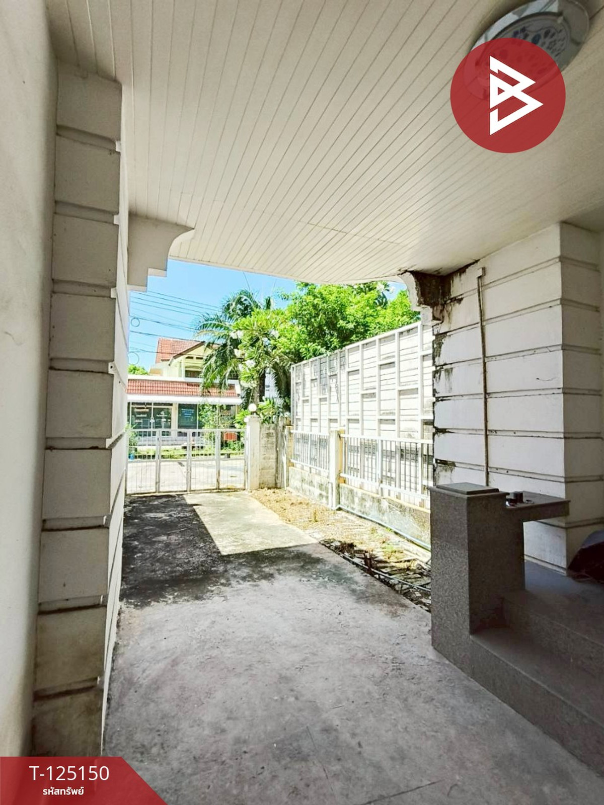 ขายทาวน์เฮ้าส์ 3 ชั้น หมู่บ้านนันทนาการ์เด้นท์ 2 ท่าอิฐ นนทบุรี ใกล้รถไฟฟ้า Loading...