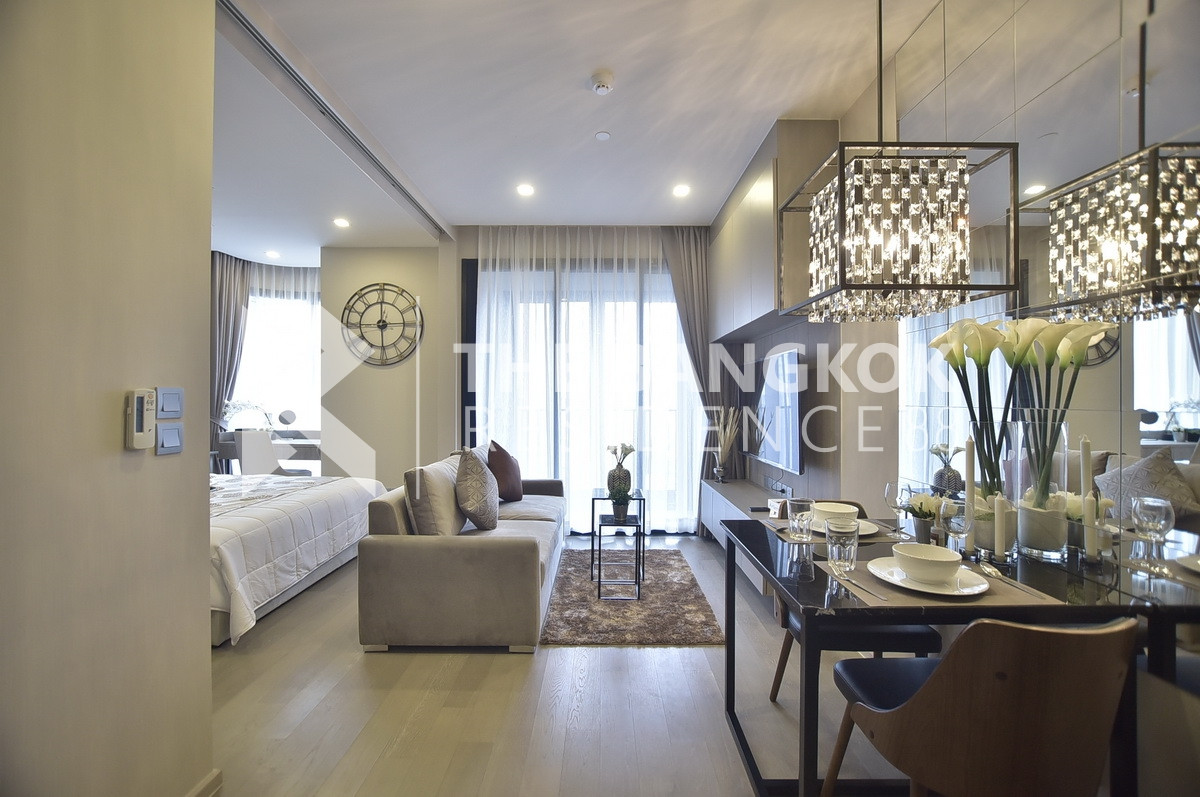 ให้เช่าคอนโดสุขุมวิท อโศก ทองหล่อ : Available For Rent Ashton Asoke 1B1B 36sqm. Call Khun Ko 0658245243