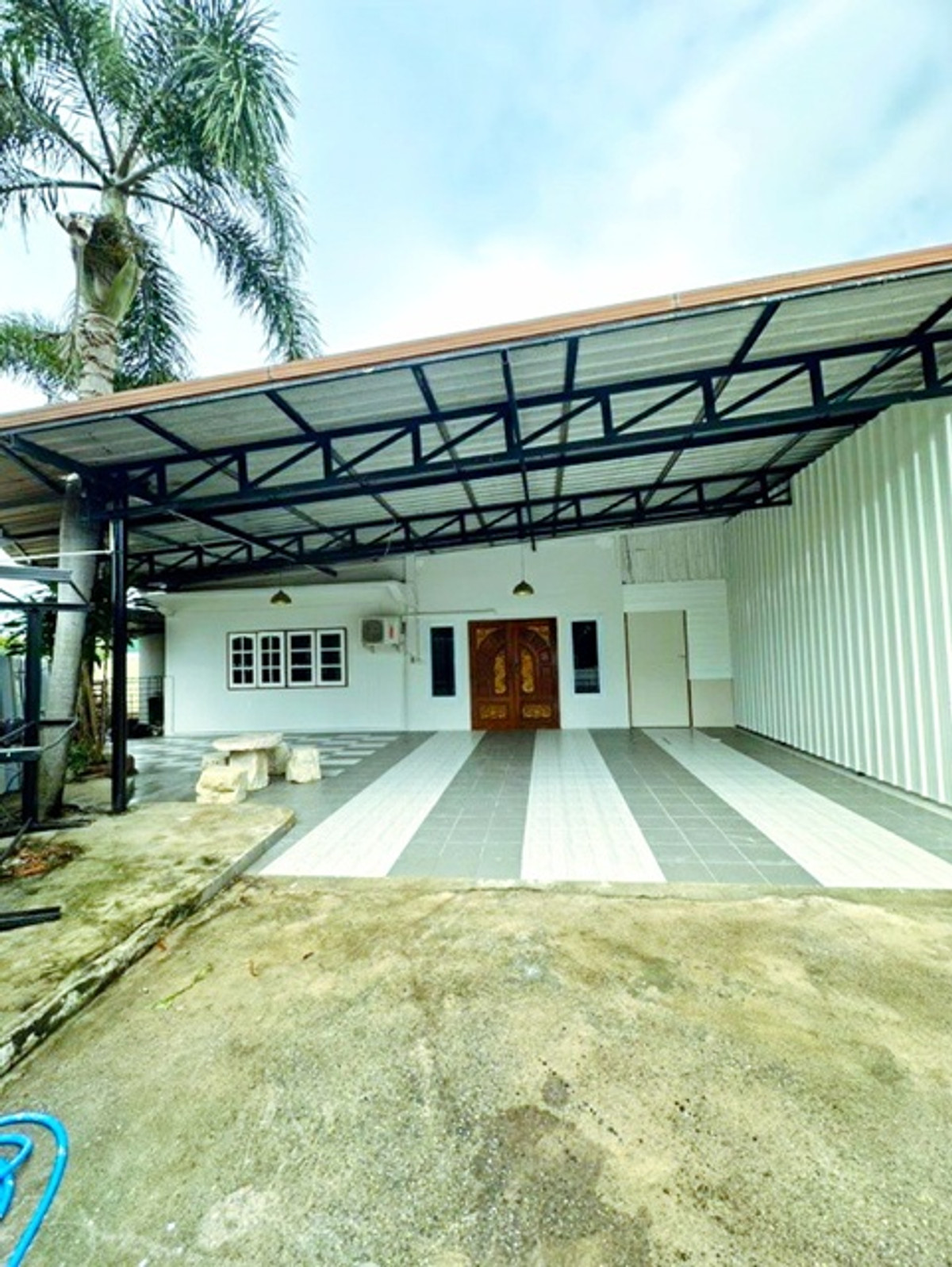 6นอน แม็คโคร พิษณุโลก 2.2 กม. เช่า บ้านเดี่ยว 2 หลัง หรูหรา 200 ตร.วา. 600 ตร.ม. ม.นเรศวร 3 กม.เครื่องใช้ไฟฟ้าครบ 6น้ำ 3.95 ลบ. Loading...