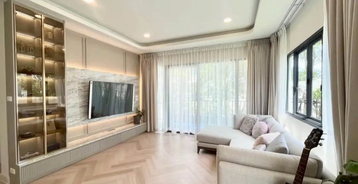 SH78 ให้เช่า บ้านเดี่ยว หมู่บ้าน เซนโทร บางนา Centro Bangna #Centro บางนา #บ้านเดี่ยวใกล้เมกาบางนา #บ้านเดี่ยวถนนกาญจนาภิเษก Loading...