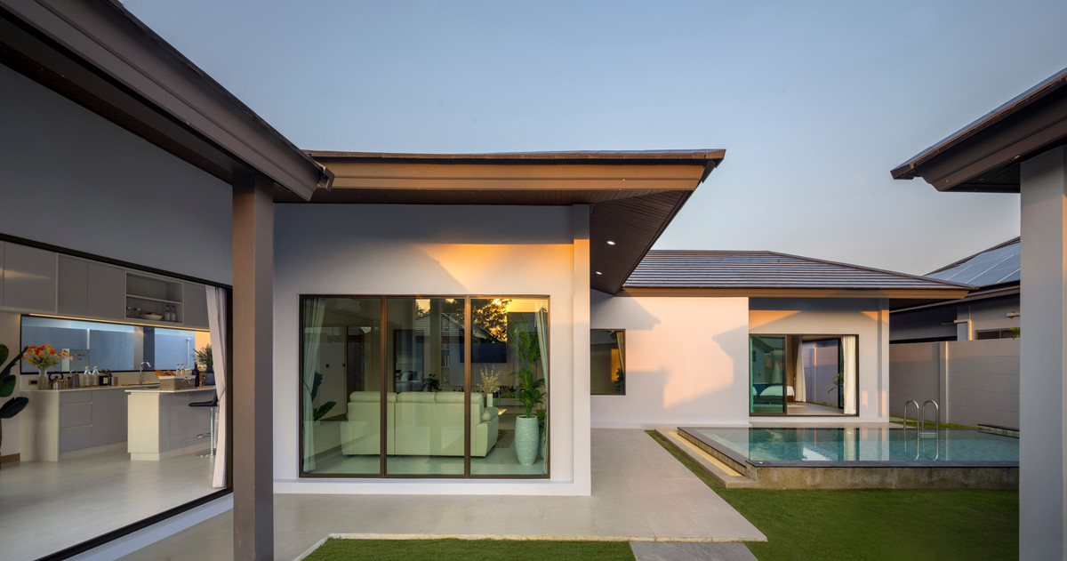 Baan Pattaya6, luxury Pattaya pool villa, Pattaya, Huai Yai, resort style, 3 bedrooms, 3 bathrooms, private pool. Near the motorway, fully decorated, price only 12.5 million. Loading...