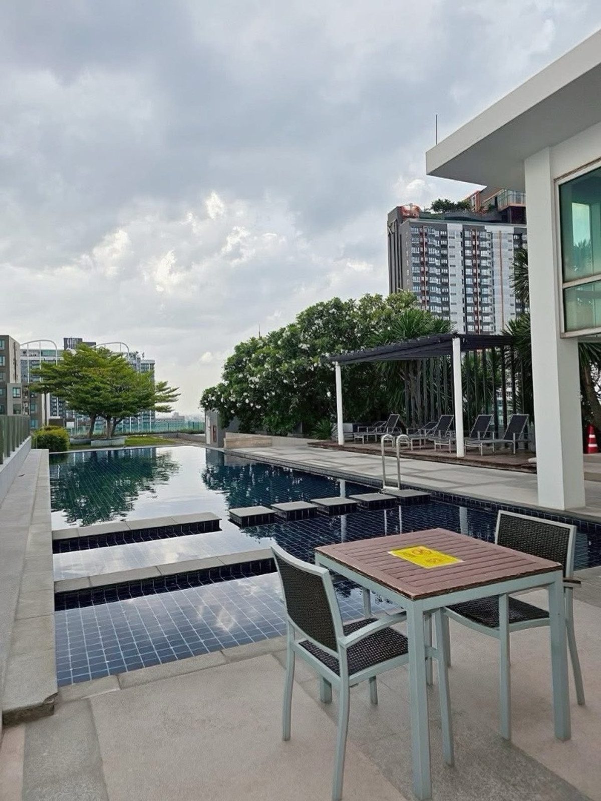 ขายคอนโด : ⚡️Hot Deal ⚡️  ✨
life @ ratchada-huai khwang
ห้องสุดท้ายกับราคานี้ 3.39  MB  

1bedroom  |  1 bathroom
41 sq.m. | Fully Furnished
รีบโทร : 0864446994 

ห้องพร้อมขาย ราคานี้อย่าคิดนาน 🔥