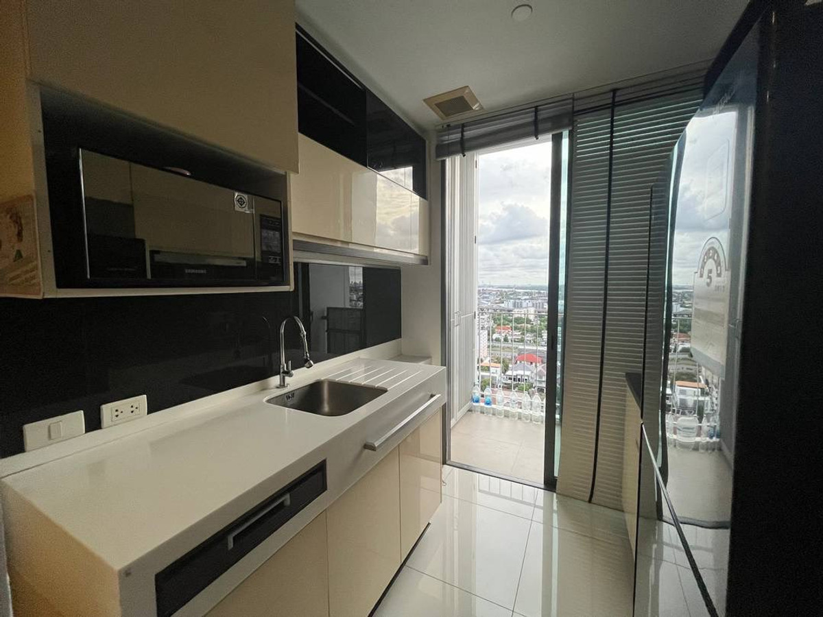 🌟 Sell with tenant - The Room Sukhumvit 62 - BTS Phunnavithi By Ag Tul Loading...