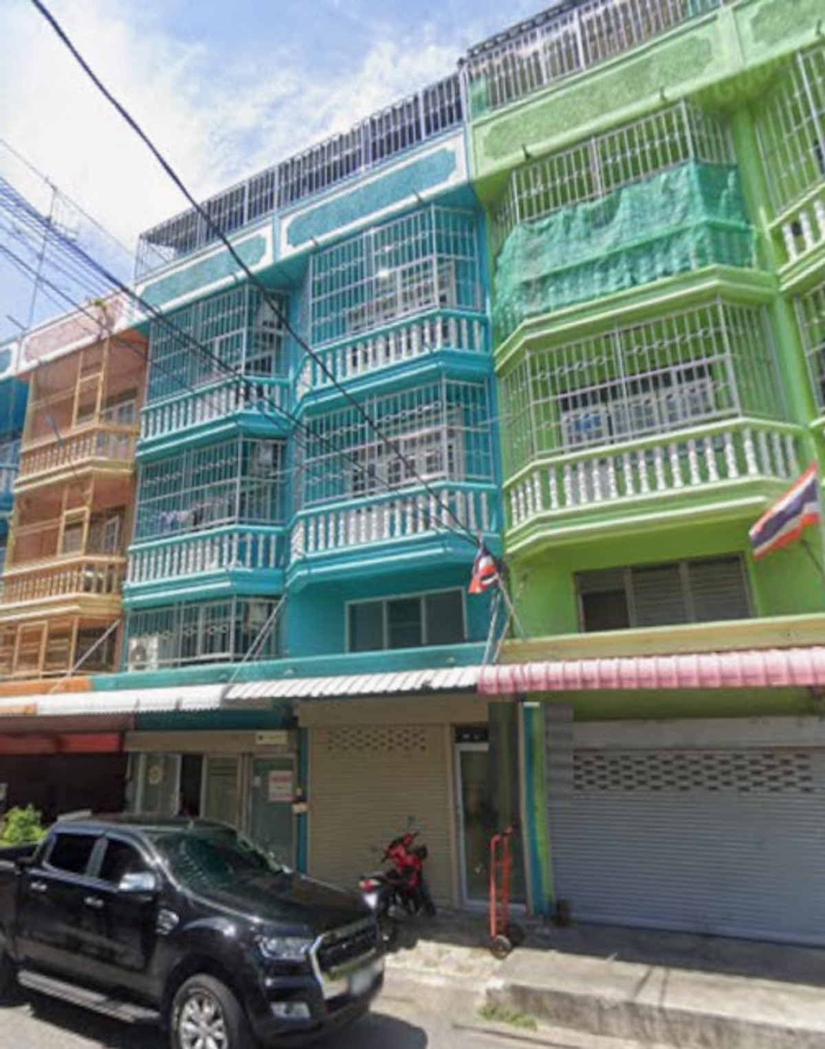 ให้เช่าอาคารพาณิชย์บางนา แบริ่ง ลาซาล : ให้เช่าอาคารพาณิชย์ 3.5 ชั้น สุขสวัสดิ์76-80 ตลาดมารวย 1.5 กม.ตลาดคู่สร้าง 1.1กม.รพ.บางจาก 1กม. วัดชังเรือง