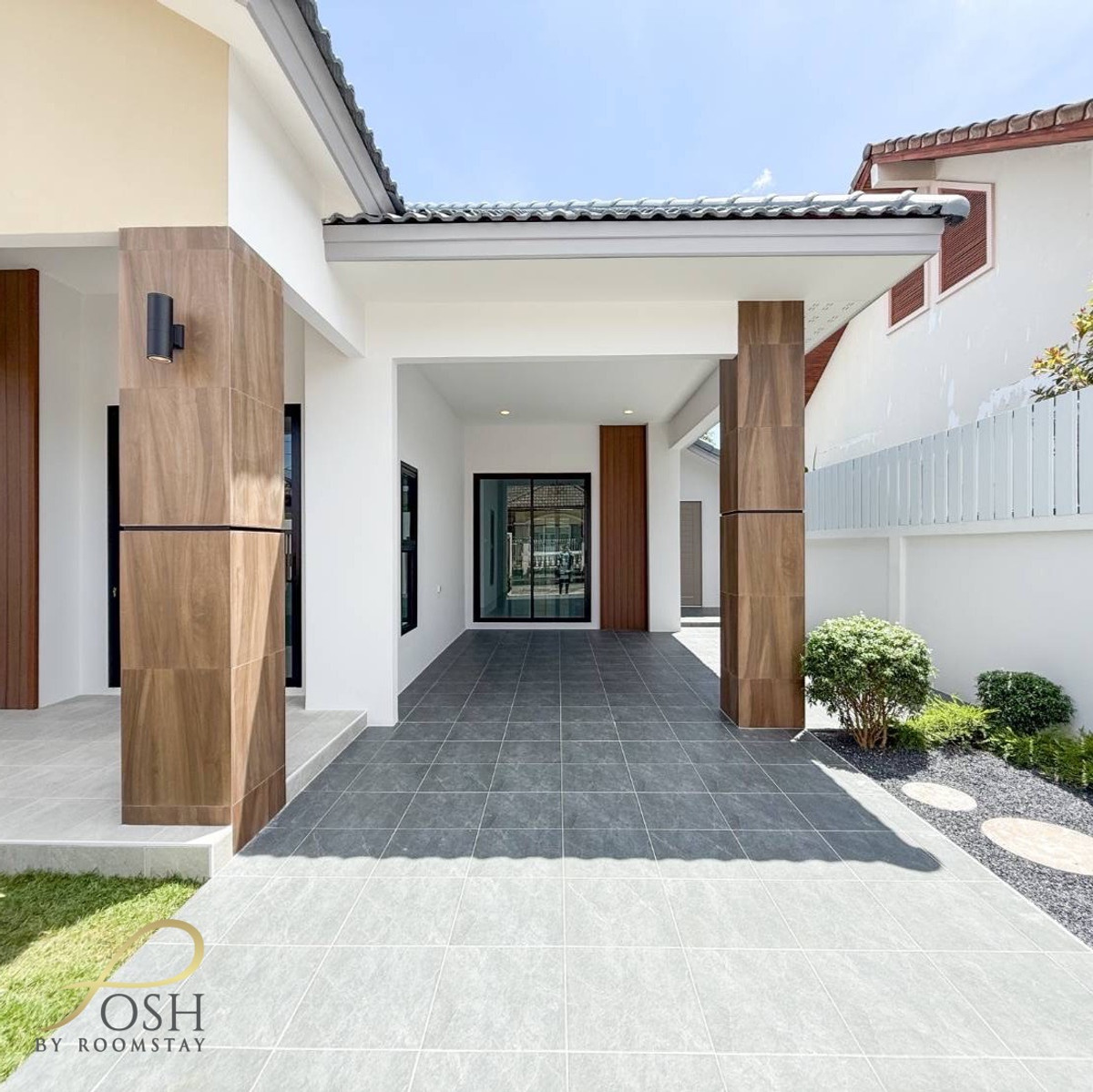 Phuket Villa California Village - Modern style detached house, newly renovated, ready to move in. Loading...