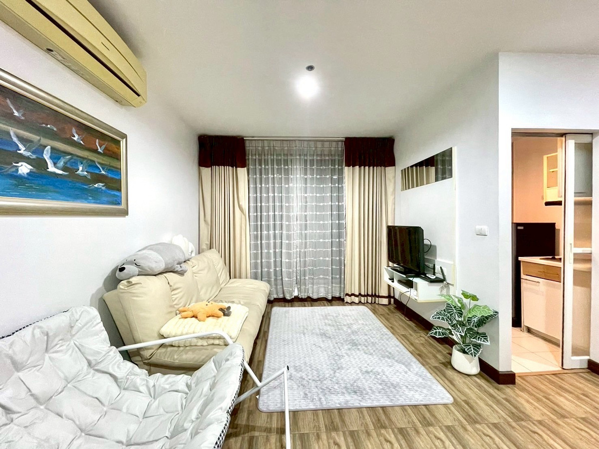 For SaleCondoRatchadapisek, Huaikwang, Suttisan : 2 bedrooms, 2 bathrooms, looking down, next to Huai Khwang MRT! ☄️Life@Ratchada-Huai Khwang, size 55 sq m, only 5.XX million ☄️ Very good value, can make an appointment to view 📞081-152-6154 Ya (Agent), location in the heart of a non-sleeping area.