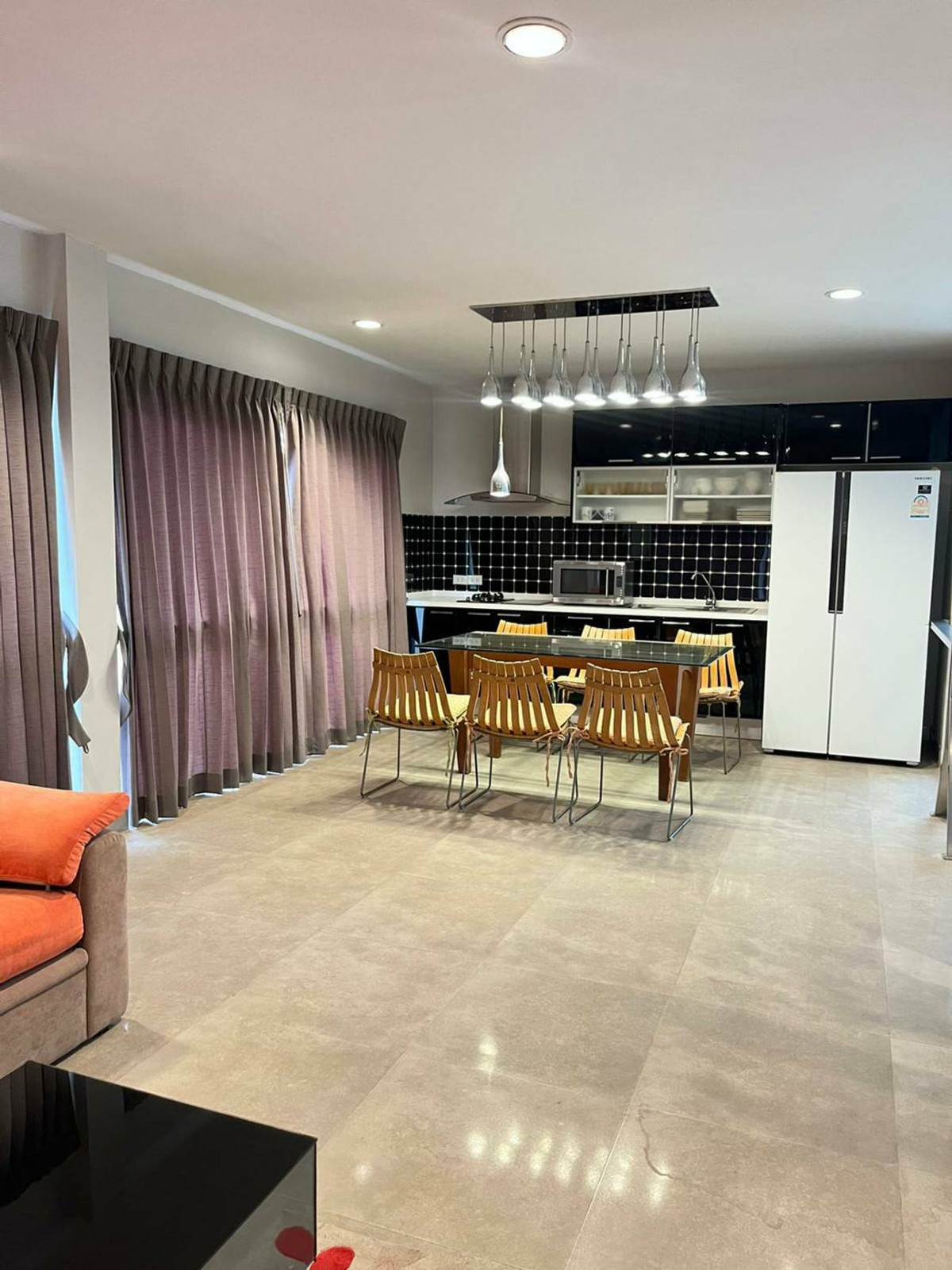 500 meters from BTS Station. Home office for rent in Soi Sukhumvit 50 Loading...