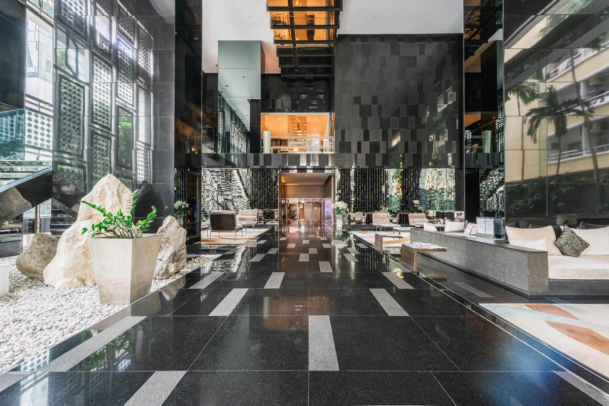 siri at sukhumvit  Loading...