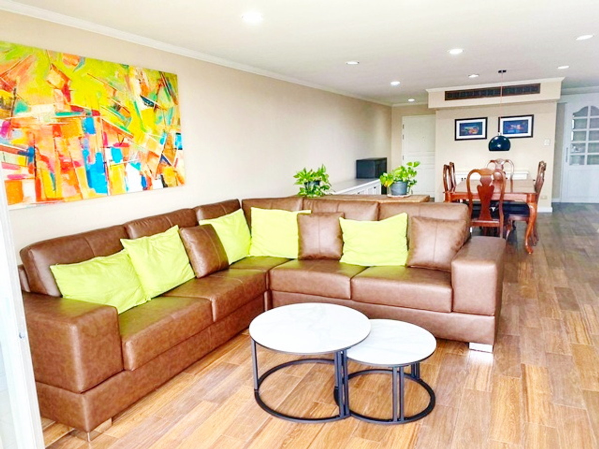 For RentCondoRathburana, Suksawat : Penthouses 3bed The most luxurious and worthwhile BTS PhromPhong 1.1km. Condo for rent DS 27th floor