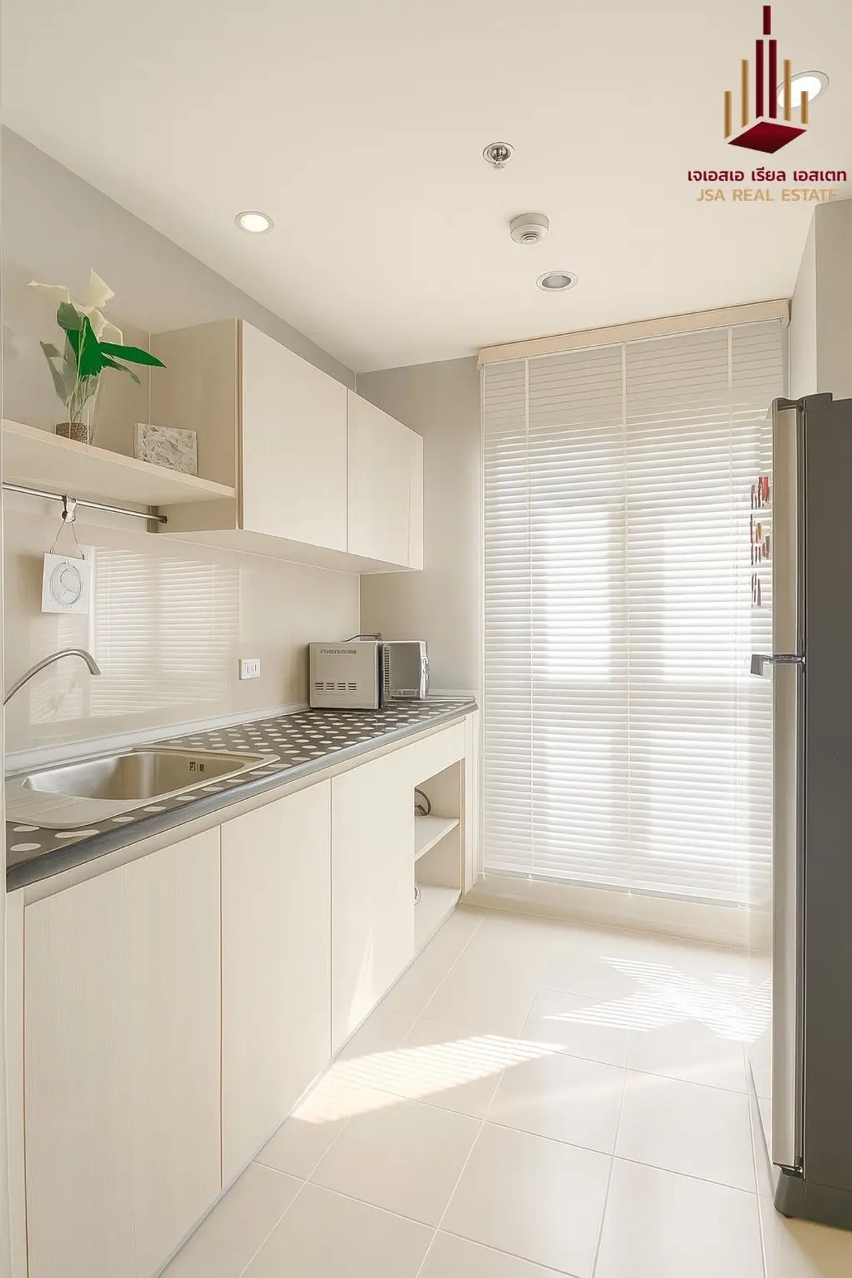 For SaleCondoThaphra, Talat Phlu, Wutthakat : ✨ For RENT: Aspire Sathorn - Taksin (Timber Zone) Condo ✨ 💰 ONLY 2,750,000