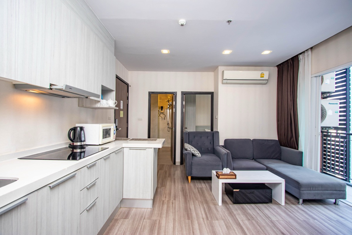 ขายคอนโด 2 ห้องนอนที่ The Prio Condominium (PRIO026) Loading...