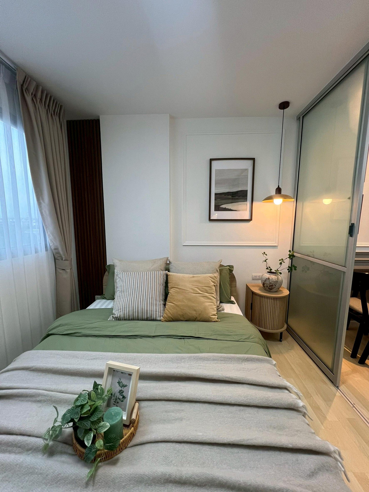 🔥Urgent sale, D Condo Ramintra, newly decorated, beautiful, cozy style, complete with functions! Suitable for both living in and renting out. Loading...