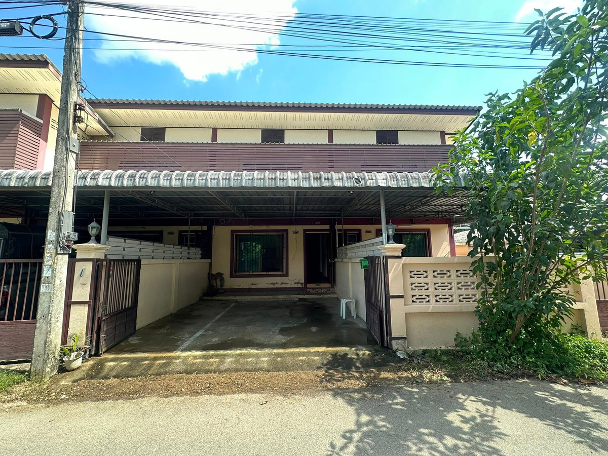 For SaleTownhomeChiang Mai : 🏡 Townhome for Sale near Ban Tho Market, San Phi Suea, Mueang Chiang Mai — Only 650 meters away!
