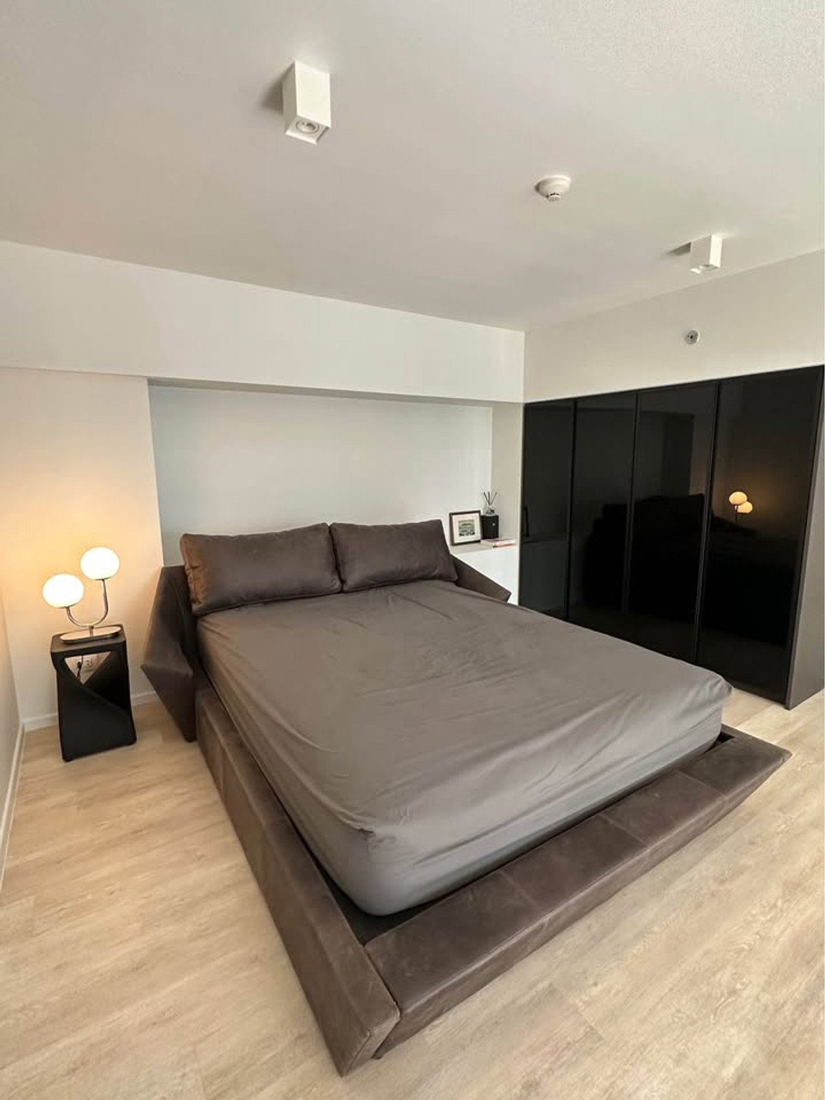 Sell!!!! ðĨðĨThe Lofts Silom 9.89 MBðĨðĨ By AG Ball Loading...