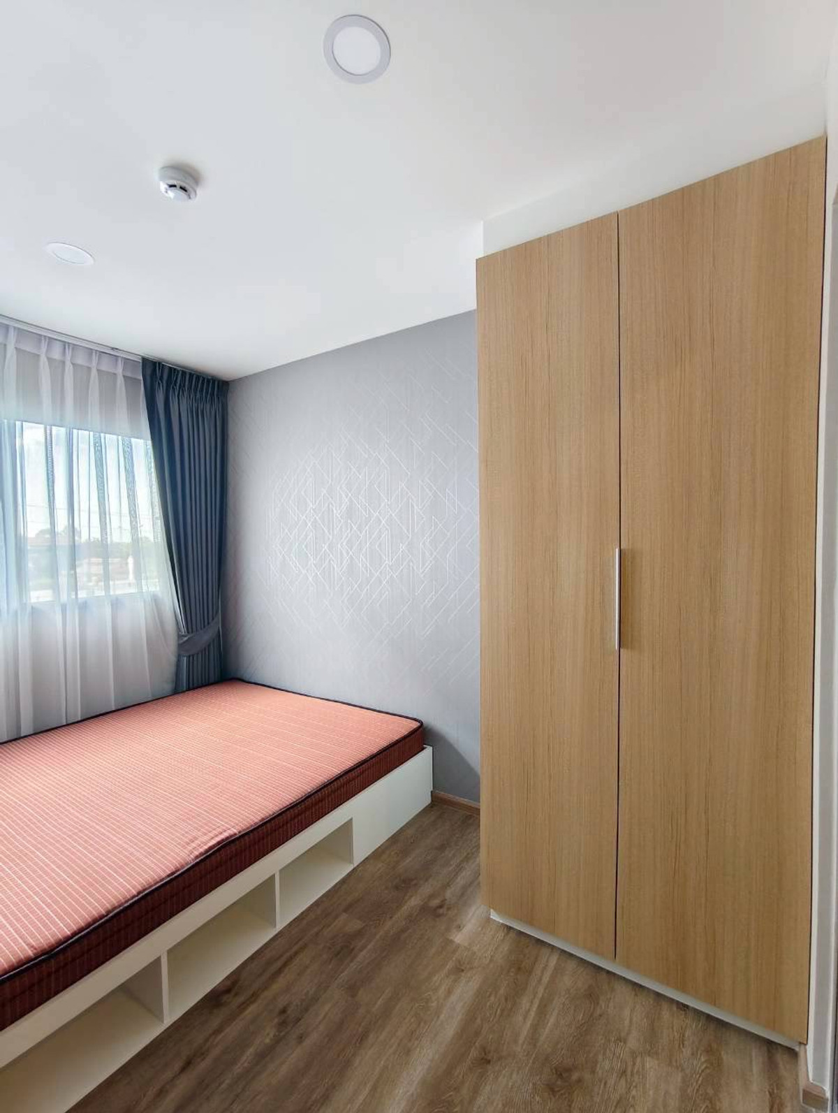 Sena Kit Rangsit Bangkadi 👉For rent 7,000 baht, new room with electrical appliances. 👉Near Bang Kadi Industrial Estate Loading...