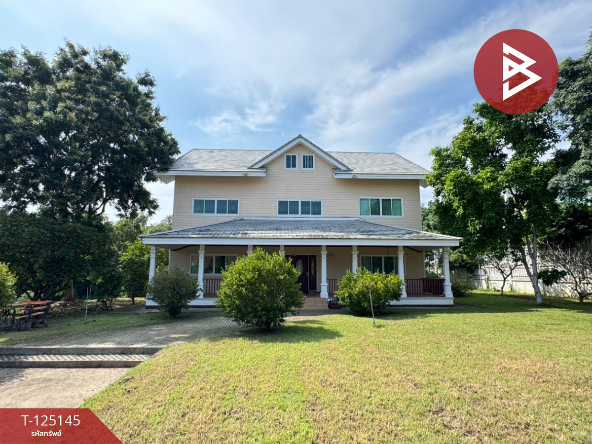 Single house with land for sale, area 1 rai 3 ngan 88 square wa, Sattahip District, Chonburi Province. Loading...