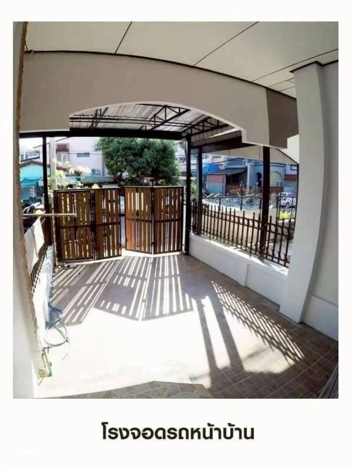 ขายทาวน์โฮมวิภาวดี ดอนเมือง หลักสี่ : ขายทาวน์เฮ้าส์/ทาวน์โฮม  อมรพันธ์ 12 หน้ากว้าง รีโนเวทใหม่ อนุสาวรีย์ เขต บางเขน กรุงเทพ CX-134393