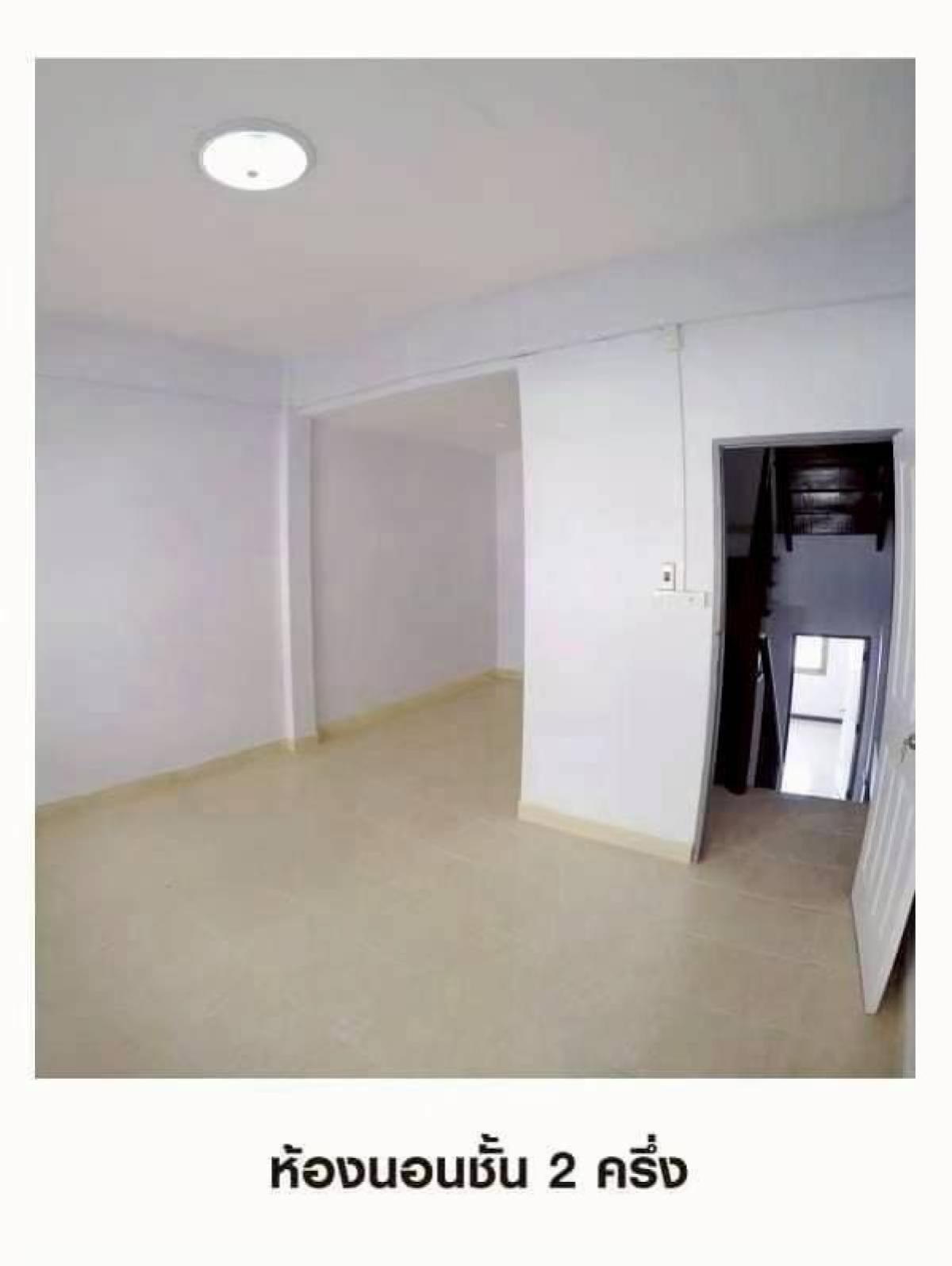 ขายทาวน์โฮมวิภาวดี ดอนเมือง หลักสี่ : ขายทาวน์เฮ้าส์/ทาวน์โฮม  อมรพันธ์ 12 หน้ากว้าง รีโนเวทใหม่ อนุสาวรีย์ เขต บางเขน กรุงเทพ CX-134393