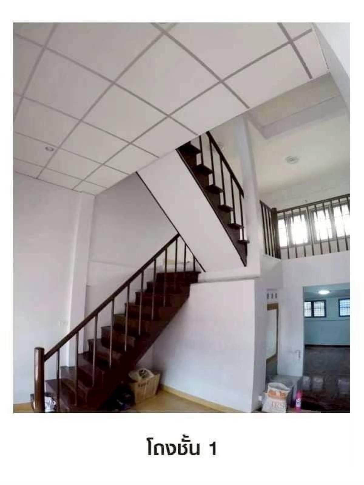 ขายทาวน์โฮมวิภาวดี ดอนเมือง หลักสี่ : ขายทาวน์เฮ้าส์/ทาวน์โฮม  อมรพันธ์ 12 หน้ากว้าง รีโนเวทใหม่ อนุสาวรีย์ เขต บางเขน กรุงเทพ CX-134393