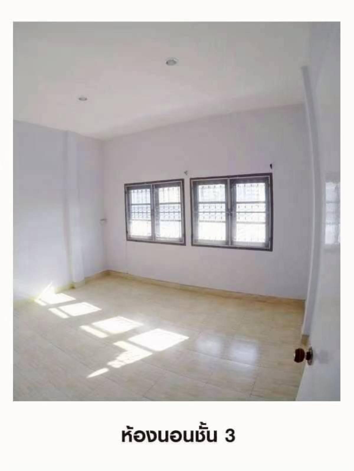 ขายทาวน์โฮมวิภาวดี ดอนเมือง หลักสี่ : ขายทาวน์เฮ้าส์/ทาวน์โฮม  อมรพันธ์ 12 หน้ากว้าง รีโนเวทใหม่ อนุสาวรีย์ เขต บางเขน กรุงเทพ CX-134393