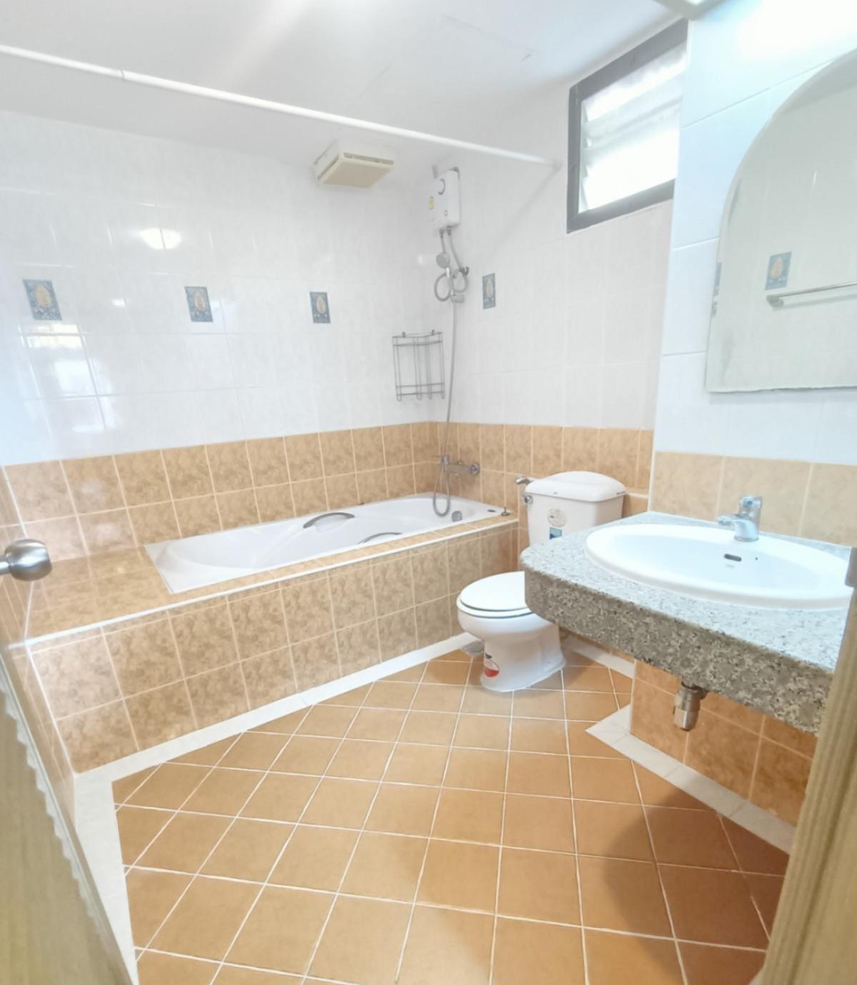 ขายคอนโดรัชดา ห้วยขวาง : ขายคอนโด  รัชดา ซิตี้ คอนโด MRT-ห้วยขวาง ห้วยขวาง เขต ห้วยขวาง กรุงเทพ CX-135360