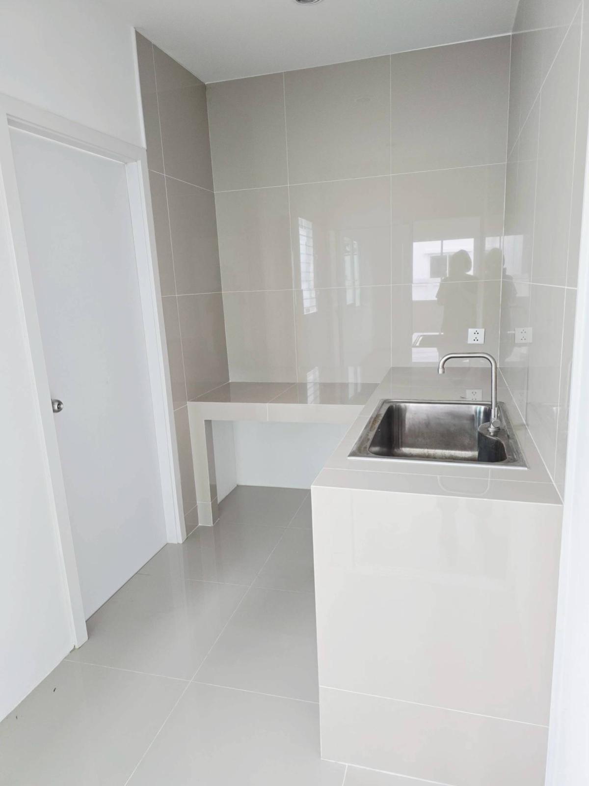 ขายเกษตร นวมินทร์ ลาดปลาเค้า : ขายบ้าน เนอวานา แอบโซลูท เอกมัย - รามอินทรา สะพานสูง เขต ลาดพร้าว กรุงเทพ CX-135116