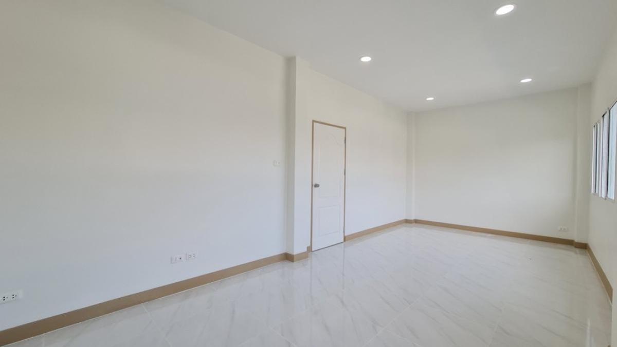 For SaleHouseNawamin, Ramindra : For Sale House , Baan Burirom Ramintra-Safari , Sam Wa Tawan Tok , Khlong Sam Wa , Bangkok , CX-135189