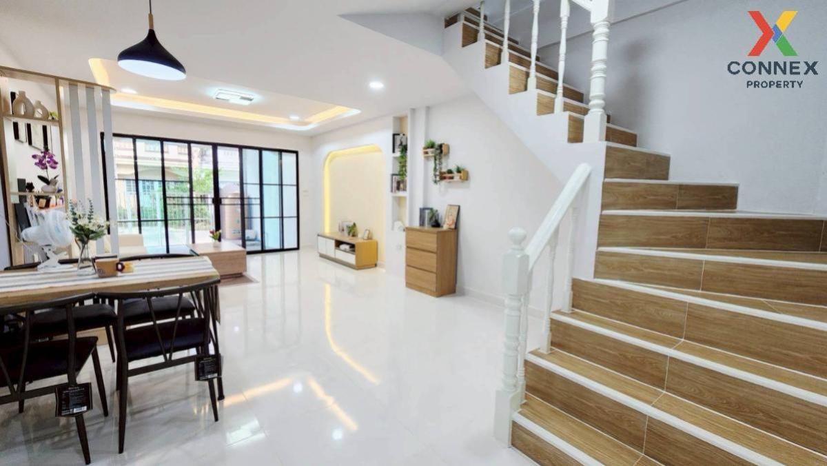 For SaleTownhomePathum Thani,Rangsit, Thammasat : For Sale Townhouse/Townhome  , Praemaporn Place Rangsit Khlong 4 , newly renovated , Bueng Yitho , Thanyaburi , Pathum Thani , CX-135055