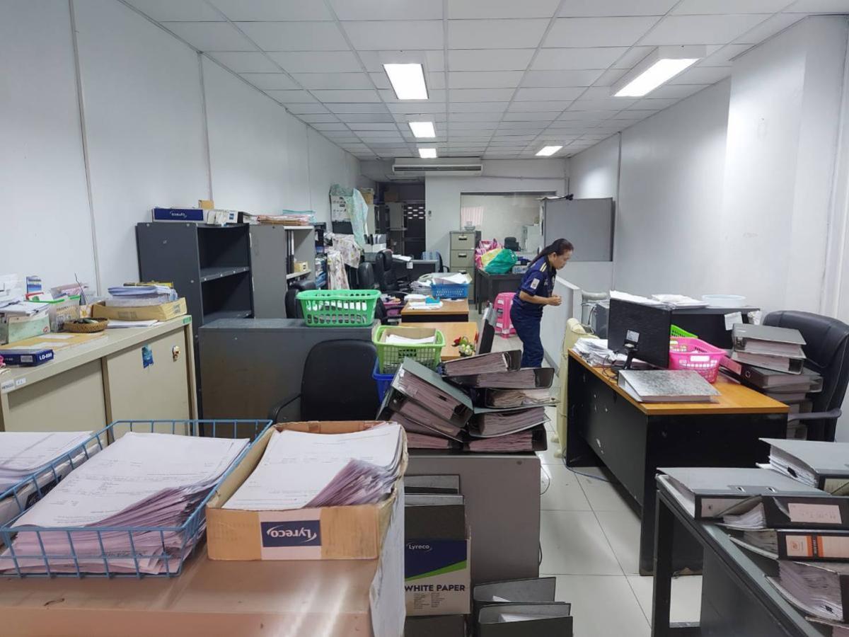 For SaleShop HousePinklao, Charansanitwong : For Sale 2  -storey commercial building  2 units  area 120 sq m. Charansanitwong 96/1 Bang Phlat Bangkok , Bang O , Bang Phlat , Bangkok , CX-135064