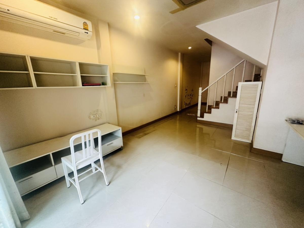 ขายทาวน์โฮมพระราม 5 ราชพฤกษ์ บางกรวย : ขายทาวน์เฮ้าส์/ทาวน์โฮม  ปริญลักษณ์ ไลท์ พระราม 5 บางกร่าง เมืองนนทบุรี นนทบุรี CX-134980