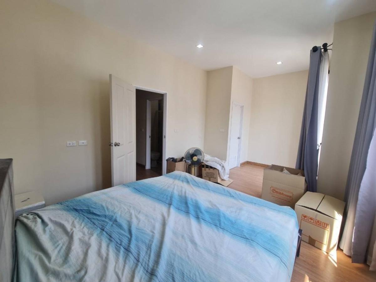 ขายทาวน์โฮมราษฎร์บูรณะ สุขสวัสดิ์ : ขายทาวน์เฮ้าส์/ทาวน์โฮม  โกลเด้น ทาวน์ 2 สุขสวัสดิ์ - พุทธบูชา บางปะกอก เขต ราษฎร์บูรณะ กรุงเทพ CX-135035