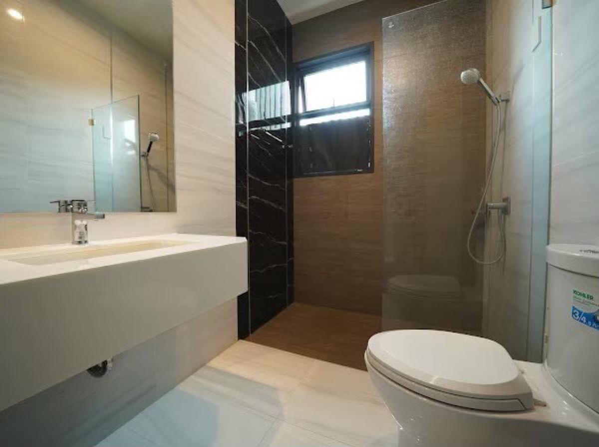 ขายทาวน์โฮมลาดพร้าว เซ็นทรัลลาดพร้าว : ขายบ้าน  ดิ เอท จตุจักร - รัชดา ห้องมุม หน้ากว้าง จอมพล  เขต จตุจักร กรุงเทพ CX-134977