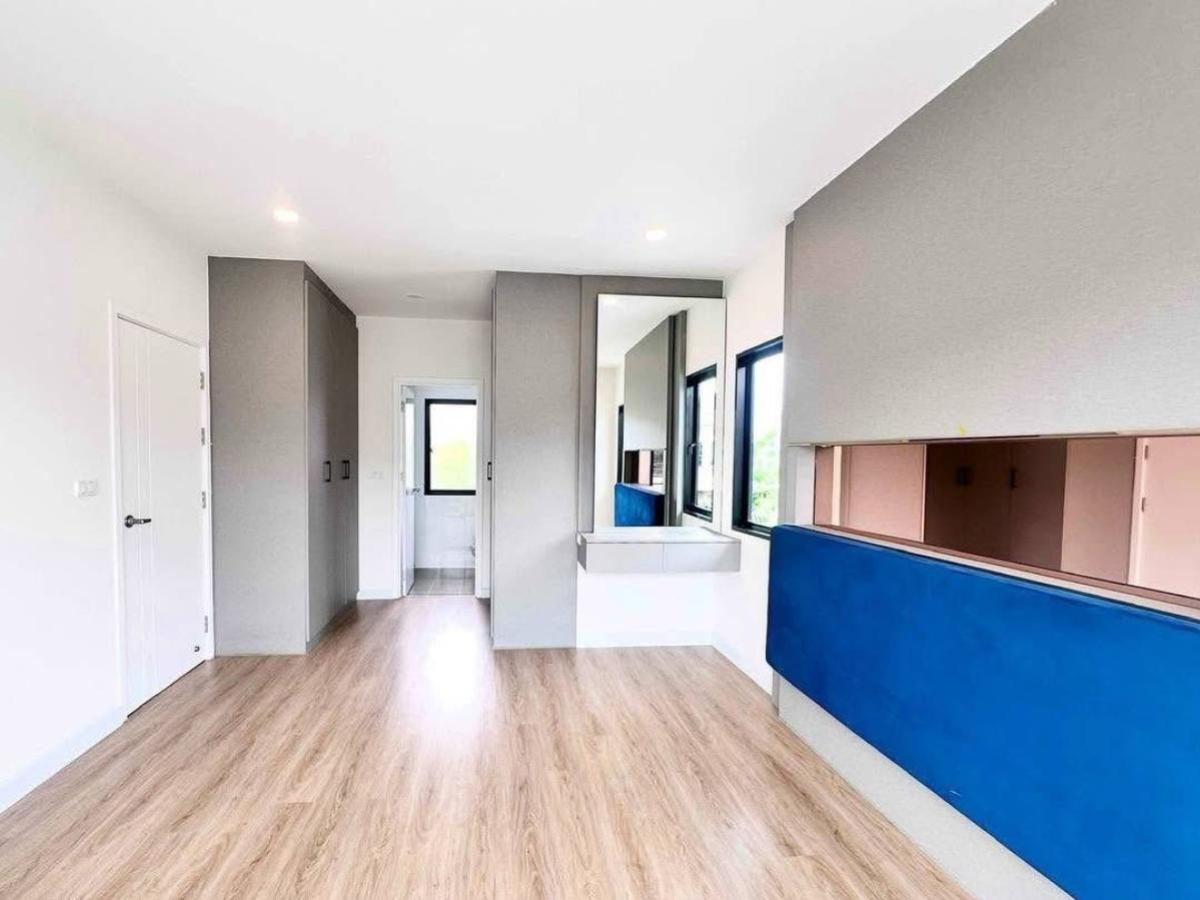 ขายบ้านปทุมธานี รังสิต ธรรมศาสตร์ : ขายบ้าน  เดอะทรัสต์ รังสิต คลอง 4 รีโนเวทใหม่ ลาดสวาย ลำลูกกา ปทุมธานี CX-134732