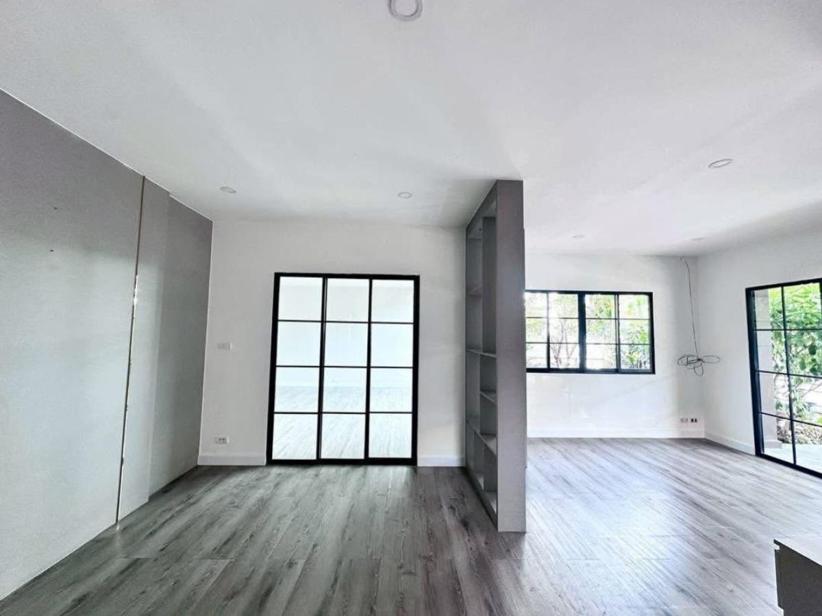 ขายบ้านปทุมธานี รังสิต ธรรมศาสตร์ : ขายบ้าน  เดอะทรัสต์ รังสิต คลอง 4 รีโนเวทใหม่ ลาดสวาย ลำลูกกา ปทุมธานี CX-134732